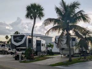 Where Can I Park My RV to Live for Free in Florida?