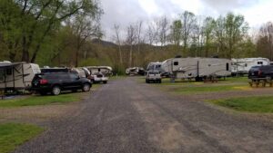 Creekwood Farm RV Park